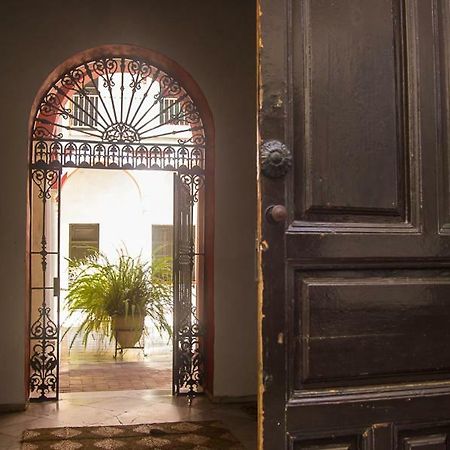 Monkeys Apartments San Isidoro Seville Exterior photo